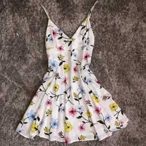 stunning floral dress | Forever 21